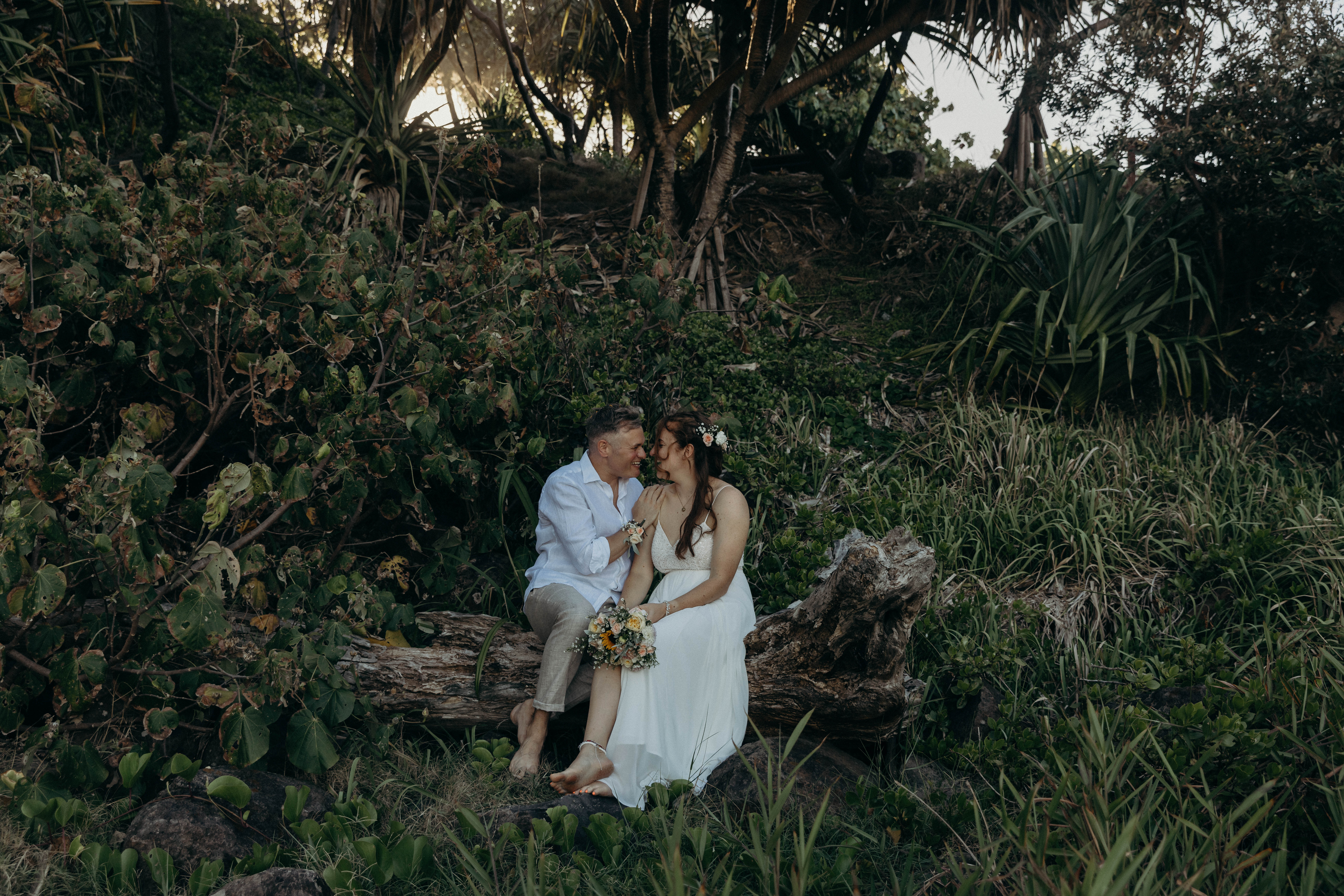 wedding couple beach Coolangatta tropical